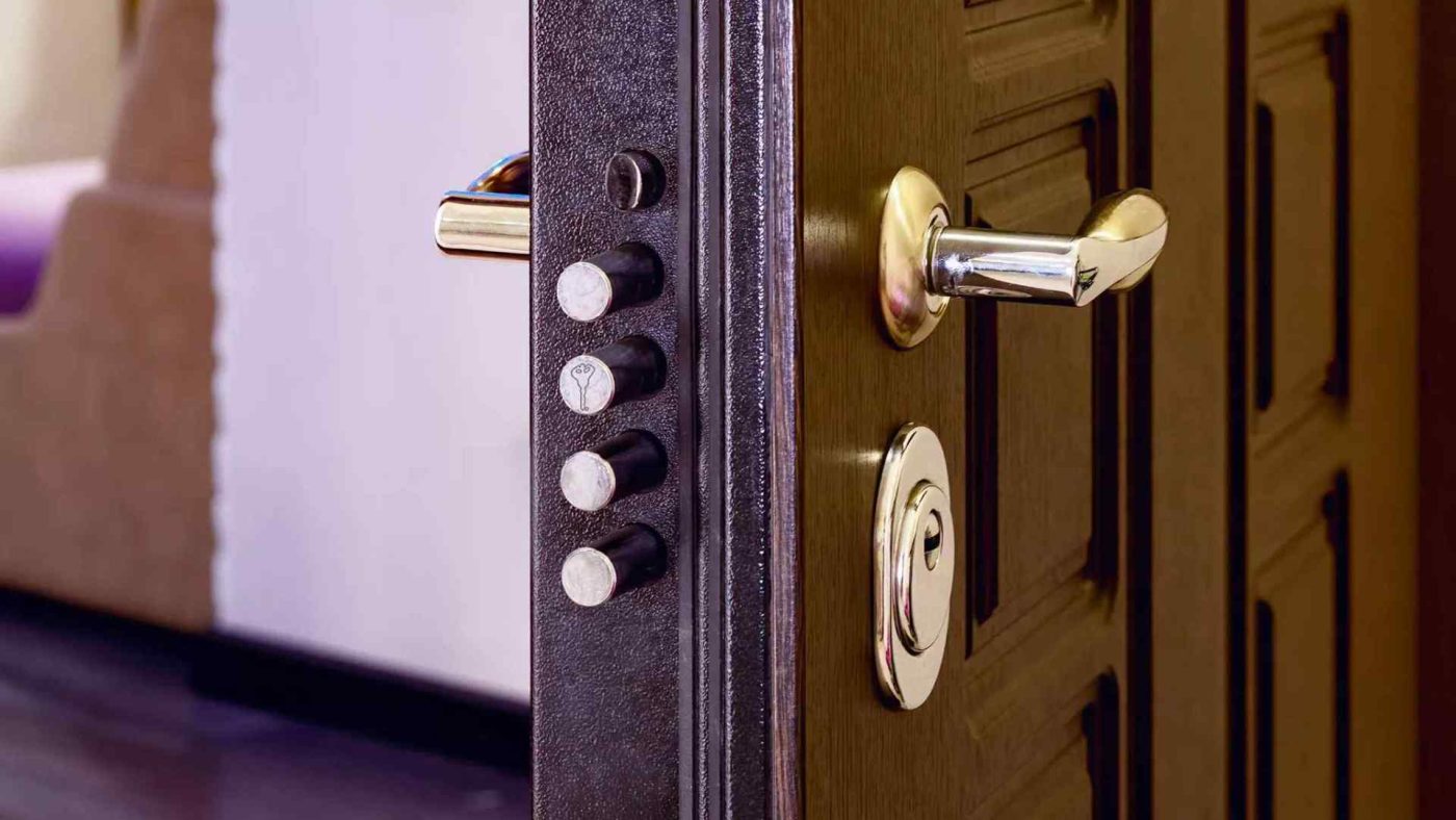 Banner porta blindata